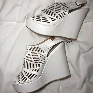 White Wedges
